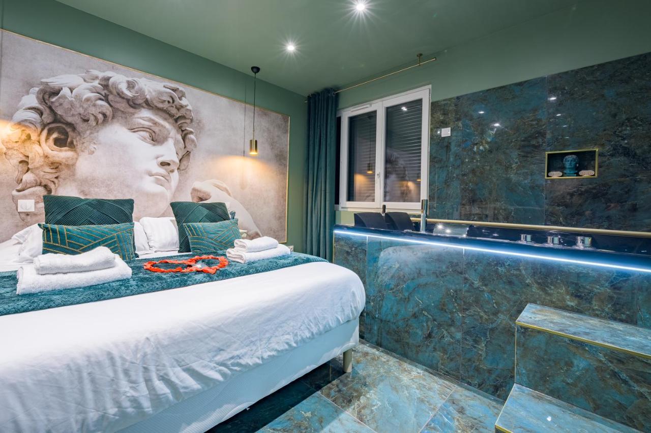Le Musee D'Aphrodite / Jacuzzi Montgeron Exterior photo